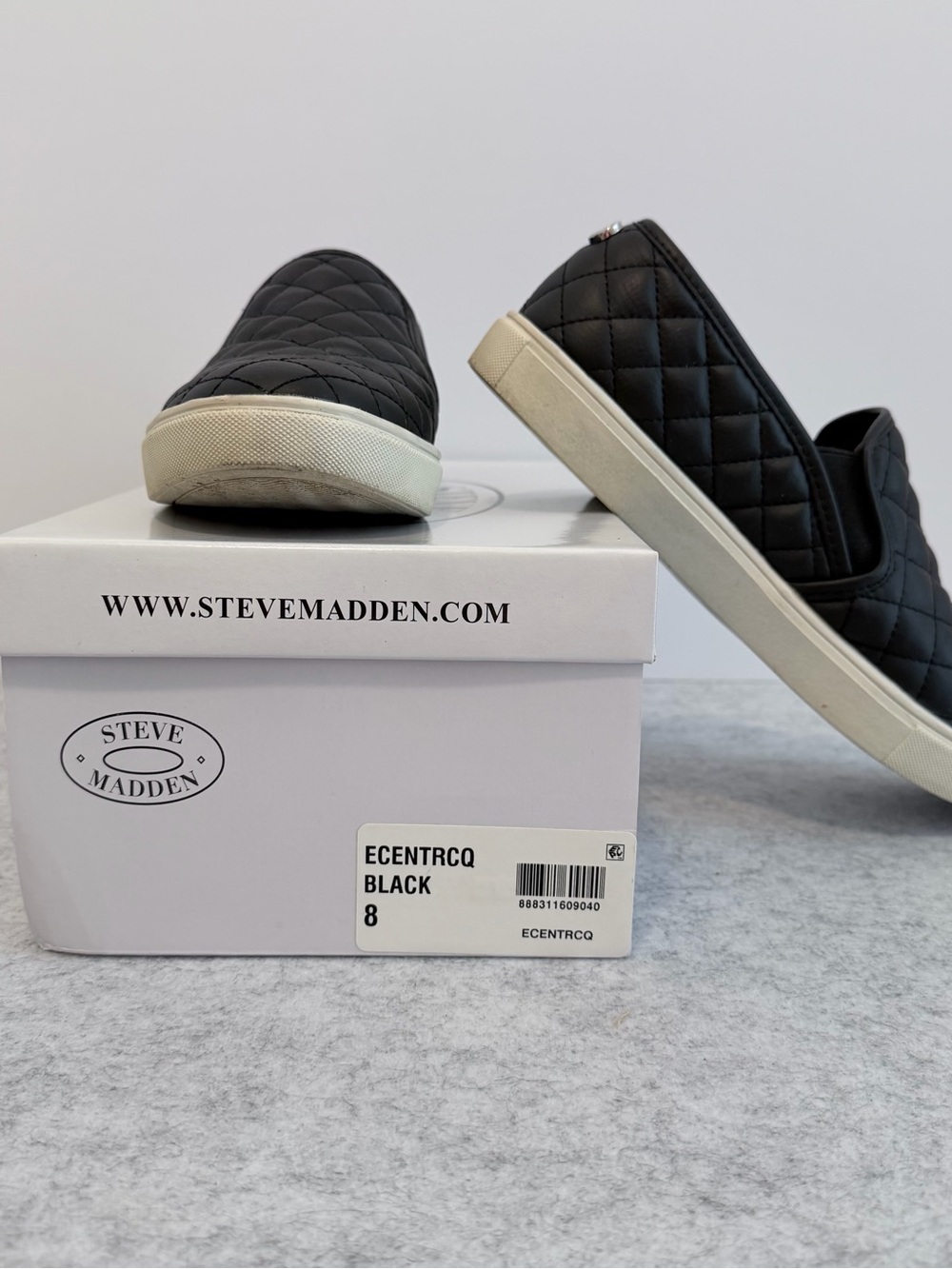 Steve Madden Ecentrcq Quilted Women's Slip On Sneakers Black Size 8